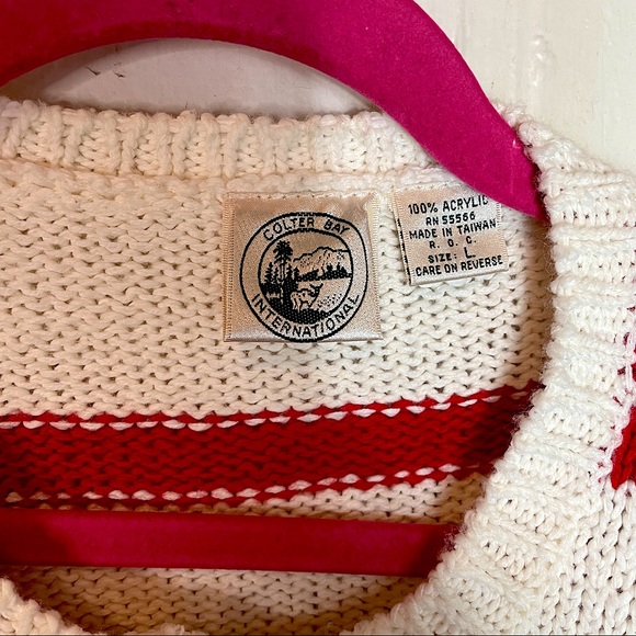 Vintage Colter Bay Short Sleeve with Flowers Sweater, Size Large - Picture 5 of 7